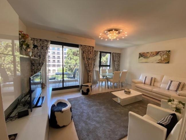 Residence Carlton Riviera คานส์ ภายนอก รูปภาพ