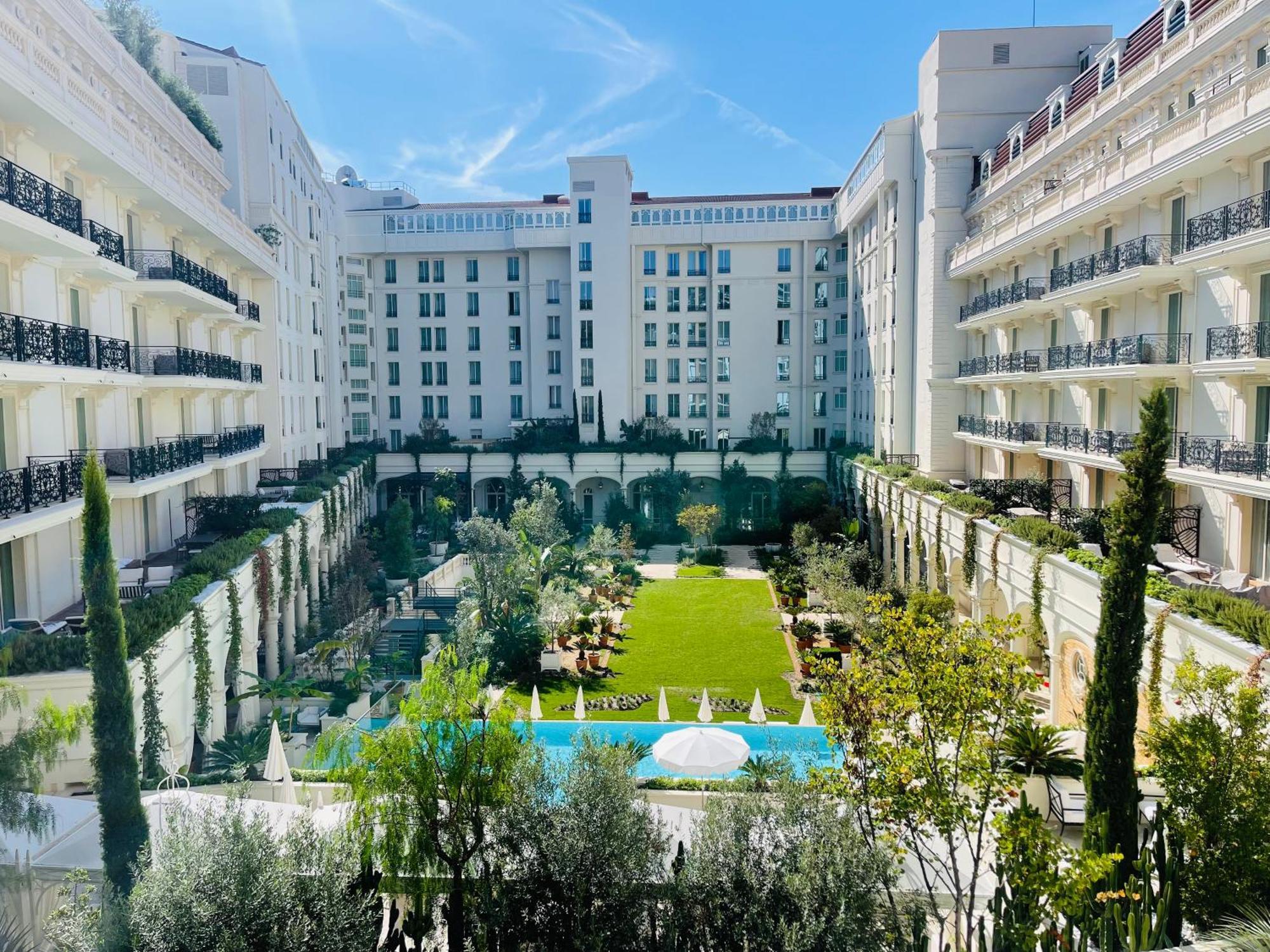 Residence Carlton Riviera คานส์ ภายนอก รูปภาพ